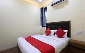 Hotel Crown Goregaon Mumbai